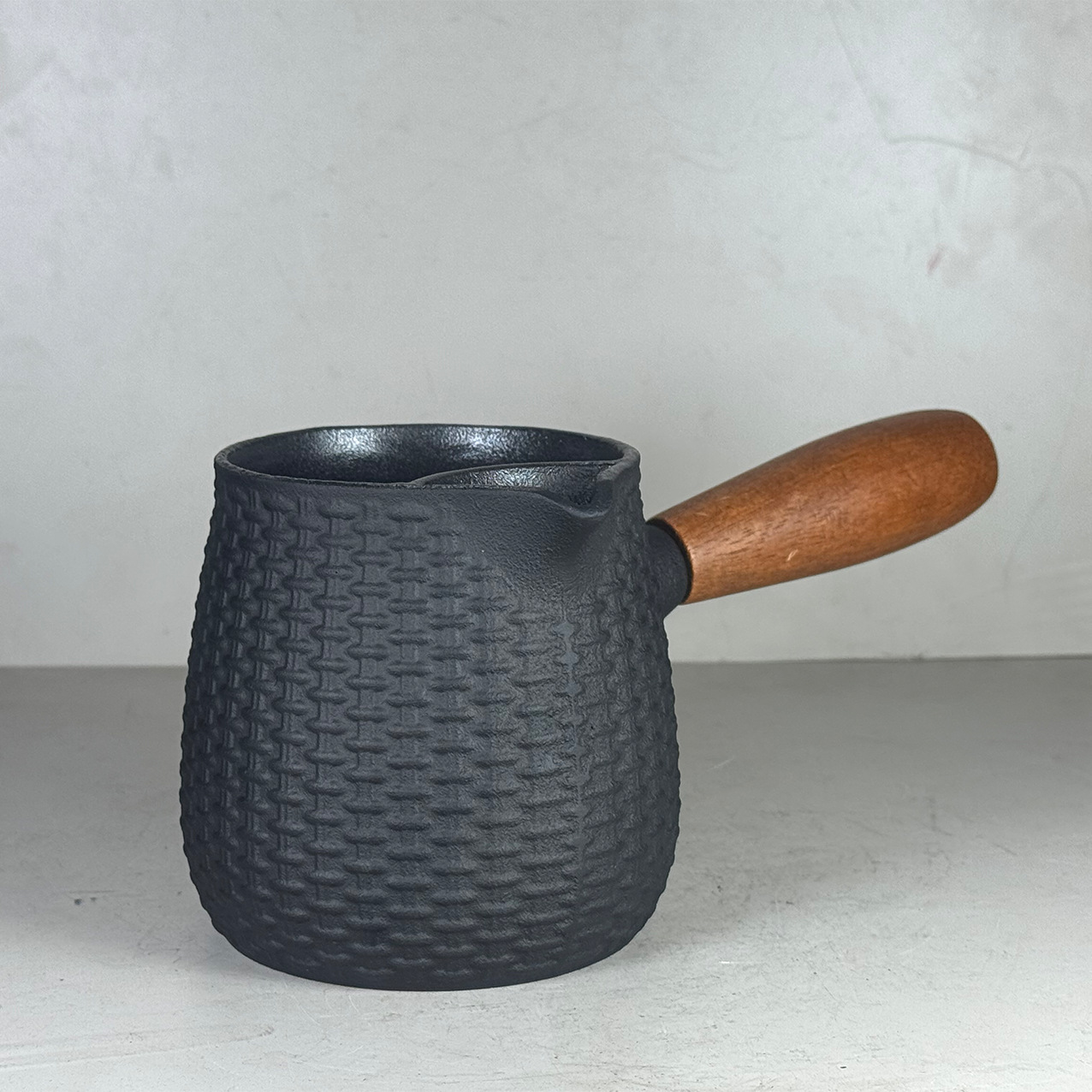 550ml Japanese Cast Iron Teapo - Cast Iron Teapot recension och pris