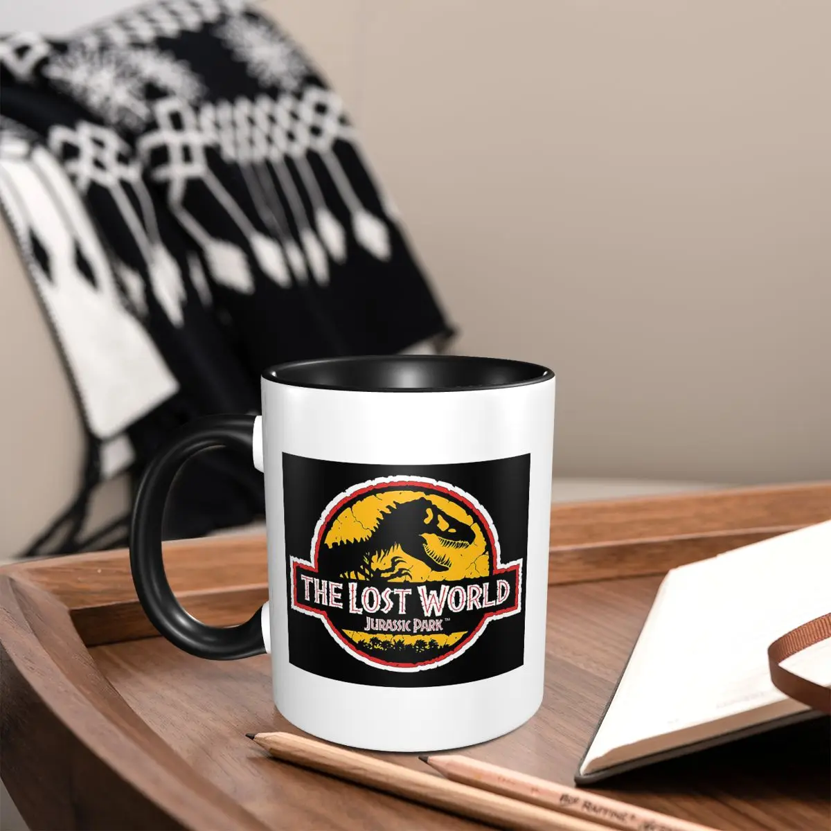 Jurassic World Logo Evolution  - Coffee Tea Logo recension och pris